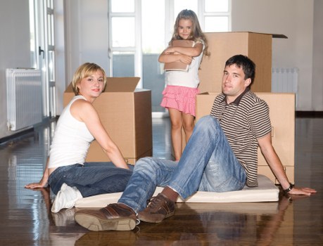 Local East London moving van service for homes and businesses